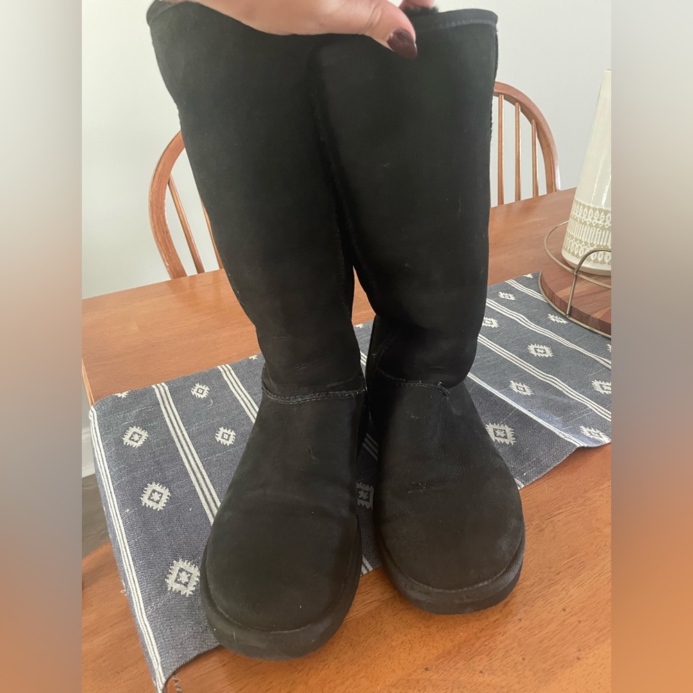 Used tall black Ugg boots
